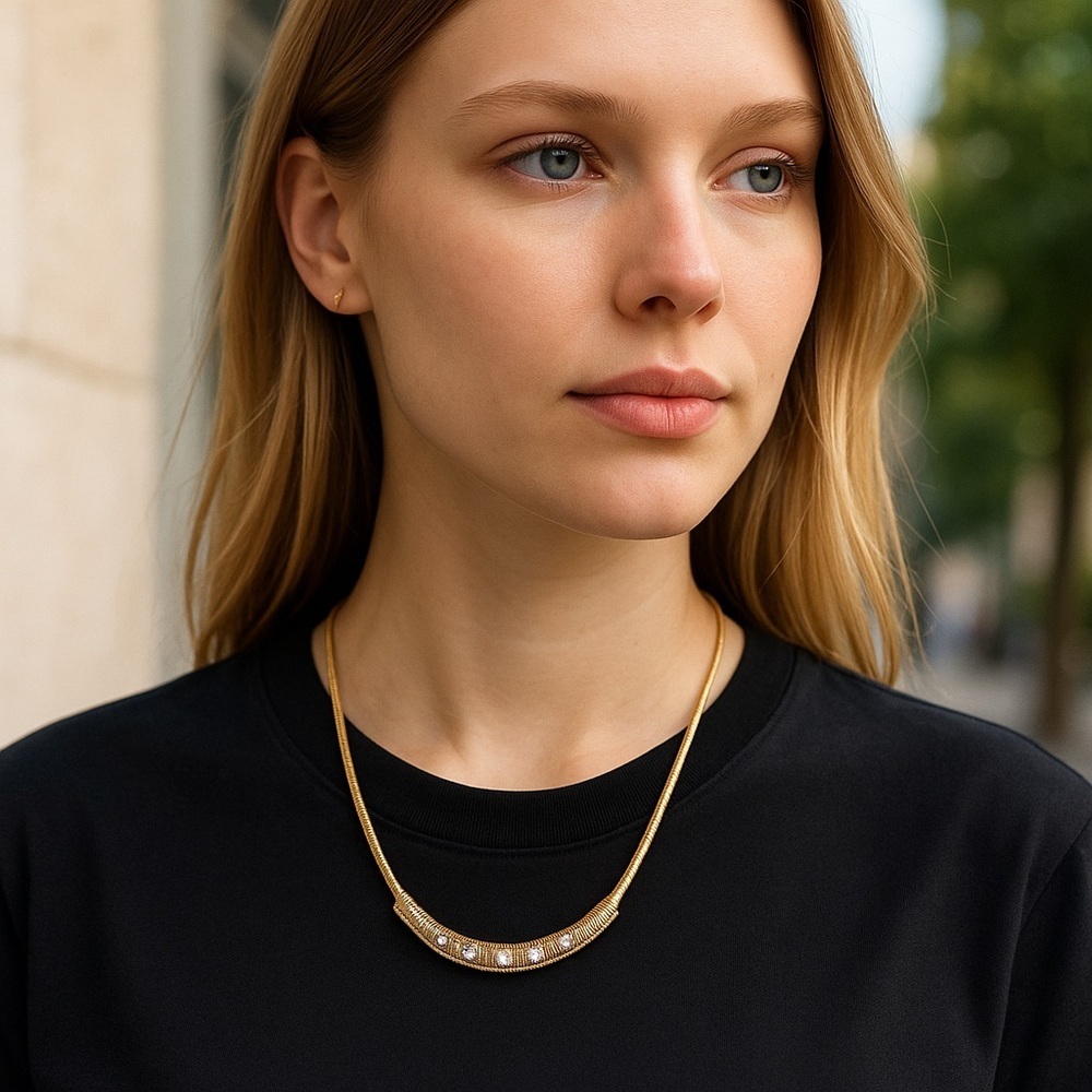 Anthropologie | Crystal Ribbed Snake Chain Collar Necklace Gold